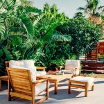 Як вибрати вуличні меблі для саду або тераси? 