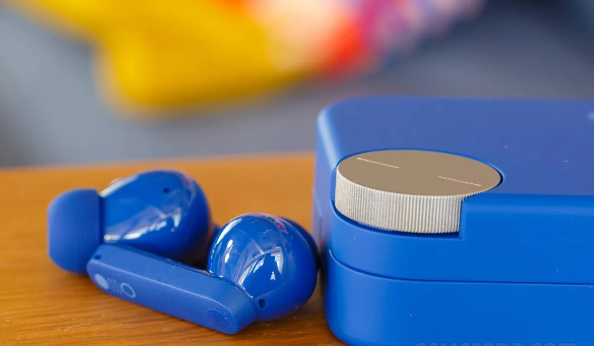 Наушники Xiaomi Redmi Buds 6 или CMF Buds Pro 2: как определить, что лучше