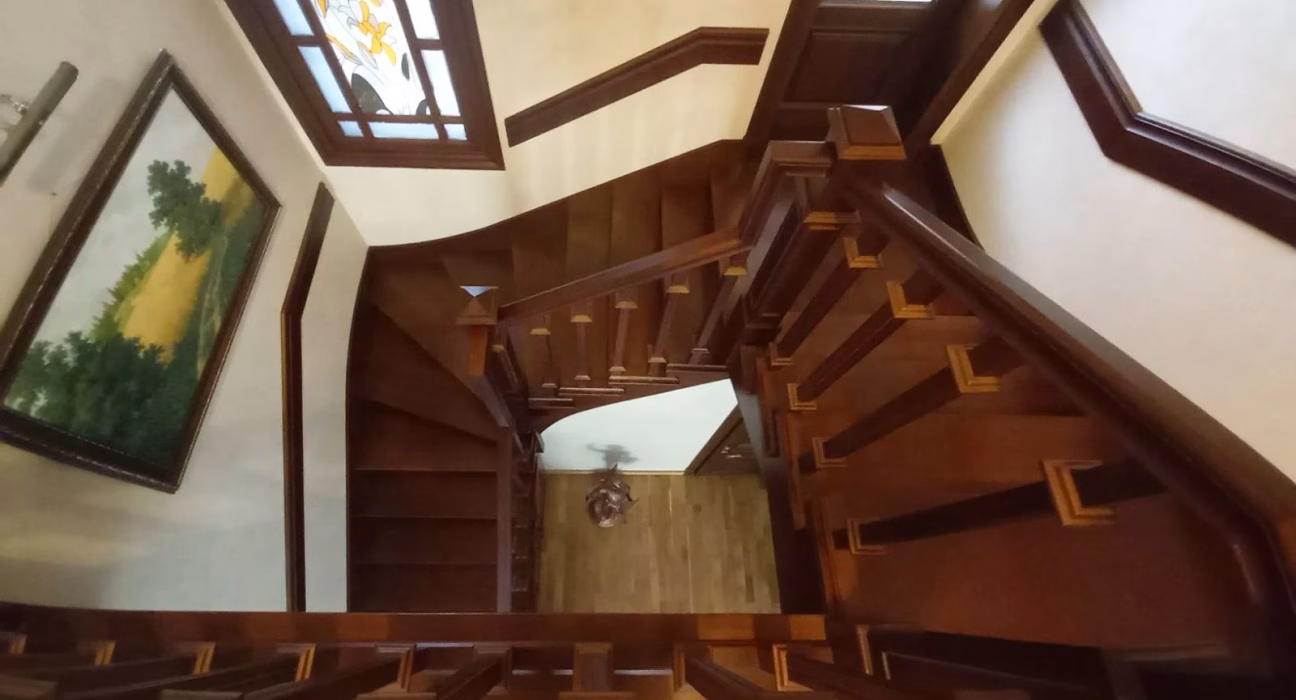 дерев’яні сходи